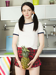 Find-Best-Babes.com presents: Watch this extremely sexy brunette girl as she reveals her beautiful shaved pussy while posing on the floor.