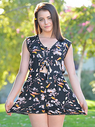 Find-Best-Babes.com presents: Svelte american dark-haired teen Kylie Quinn in shorts toys her twat outdoor